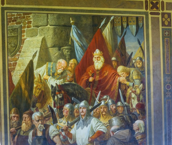 The imperial palace of Goslar covers an area of around 340 by 180 metres, situated at the foot of