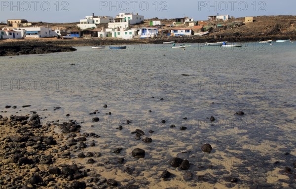Small fishing village of Majanicho on the north coast, Fuerteventura, Canary Islands, Spain, Europe