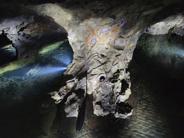 Visitor gallery of the Steinkaulenberg gemstone mines, show mine in Idar-Oberstein,