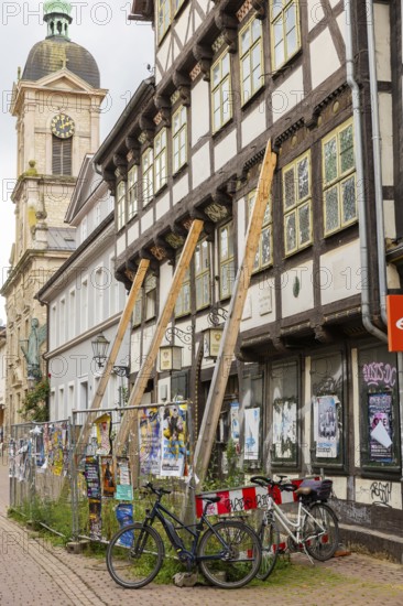 Old Town City Church of St Michael and Cream-spot tiger house, Göttingen cityscape, Göttingen,