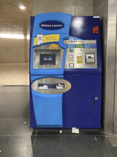 Ticket vending machine, Ticket machine, Terminal, Metro, Metropolitano de Lisboa, Lisbon, Portugal,