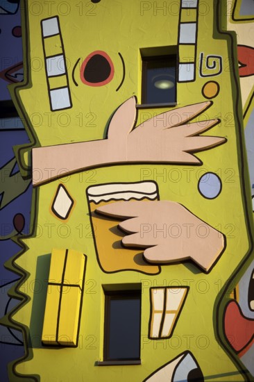 Happy Rizzi House, designed by the artist James Rizzi in pop art paintings, detail of the façade,