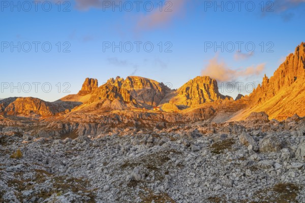 View of Dreizinnenhütte, morning light, Three Peaks nature park Park, Sesto Dolomites, South Tyrol,