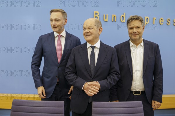 Christian Lindner (FDP), Federal Minister of Finance, Olaf Scholz (SPD), Federal Chancellor, and