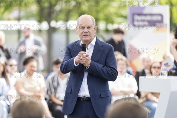 Olaf Scholz (Federal Chancellor, SPD) at the Germany Dialogue on the topic Together for Democracy