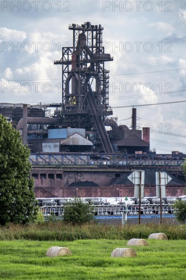 Duisburg-Hüttenheim steelworks, Hüttenwerke Krupp-Mannesmann, HKM, blast furnace A, Rhine cargo