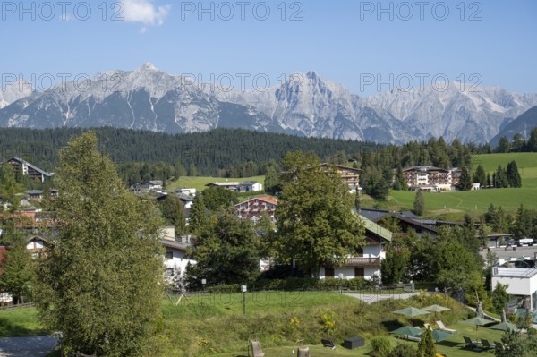 View of the village, Karwendel mountains, view from the Pfarrhügel, Seefeld, Alps, Tyrol, Austria,