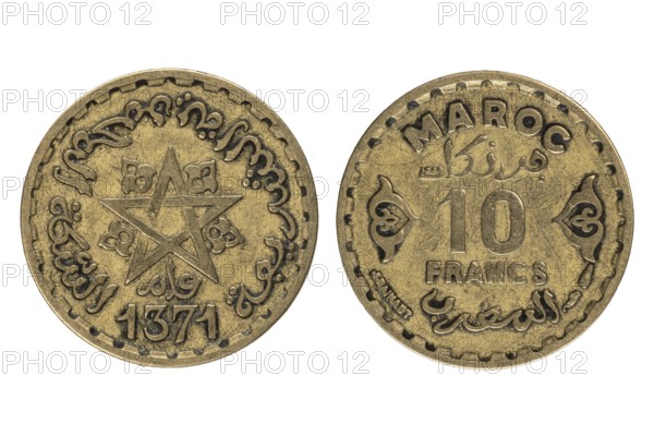 Moroccan coin worth 10 francs with star and Arabic script, obverse and reverse
