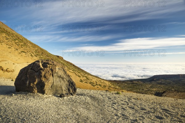Lava balls, Teide eggs, Huevos del Teide, Montana Blanca, Picio del Teide, 3718m, Parque Nacional