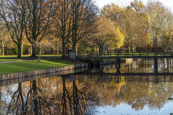 Autumn in the park of Hülshoff Castle, Havixbeck, Münsterland, North Rhine-Westphalia, Germany,