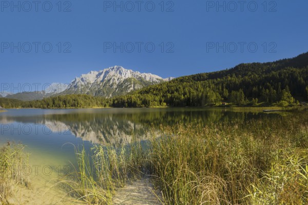 Lautersee, near Mittenwald, with the Karwendel mountains behind it, Werdenfelser Land, Upper
