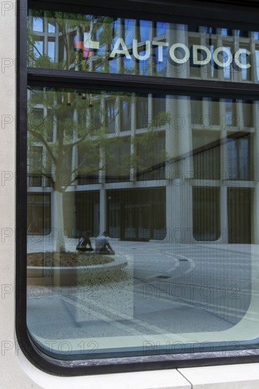 Am Tacheles, courtyard, new building of the former cultural and cult site, Oranienburger Straße,