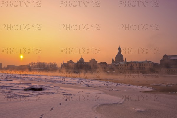 Dresden morning fog over the Elbe