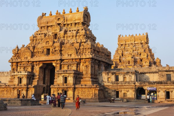 TANJORE, INDIA, MARCH 26, 2011: People visiting famous Brihadishwarar Temple in Tanjore