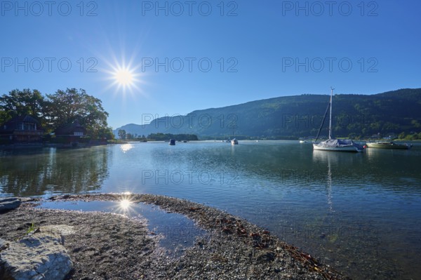 Lakeside, sailboats, sun, morning, summer, Steindorf am Lake Ossiach, Lake Ossiach, Carinthia,