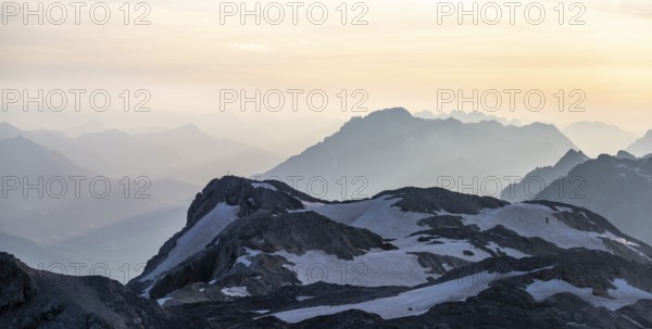 Evening mood, silhouettes, dramatic mountain landscape, view from Hochkönig, Salzburger Land,