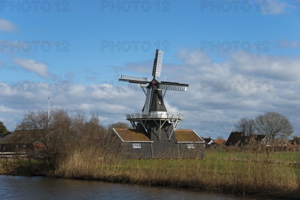 Bovenrijge mill, sawmill, polder mill, hulling mill and grain mill, Ten Boer, Groningen,