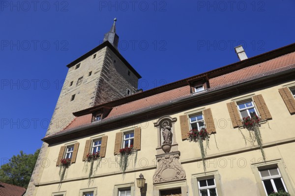 Historical building and the Mittagsturm, Iphofen, district of Kitzingen, Lower Franconia, Bavaria,