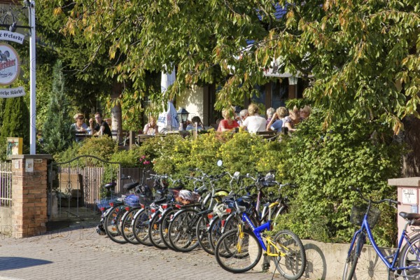 Meissen Eiscafe Eckhardt on the Elbe cycle path