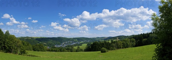 Geising, a popular winter sports resort in the Ore Mountains, also has many beautiful sides in