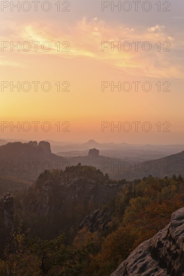 View from the Carola rock into the Schrammstein area in the back of Saxon Switzerland