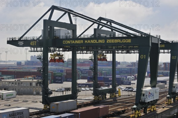 Straddle carrier at the container terminal in the port of Zeebrugge, Belgium, Europe