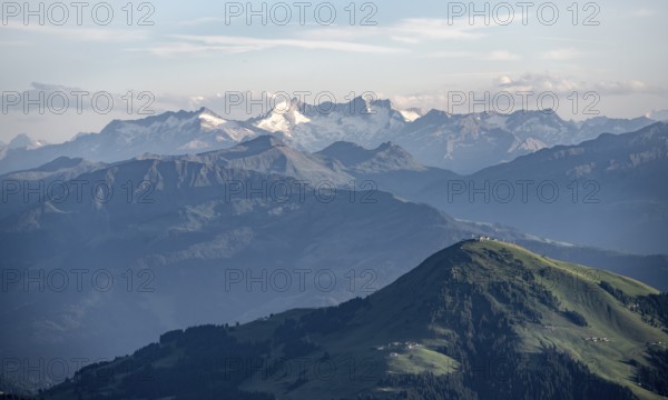 Evening atmosphere, view of Reichenspitze and Zillertal Alps, in front Hohe Salve, dramatic