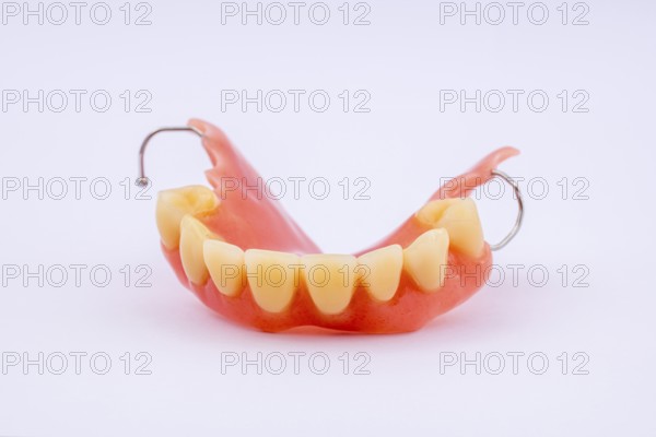 Removable denture of an upper jaw, denture, dental prosthesis, dentist