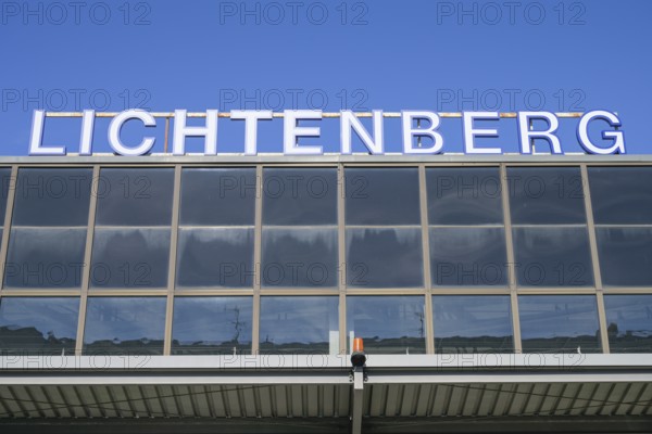 Station Lichtenberg, Weitlingstraße, Lichtenberg, Berlin, Germany, Europe