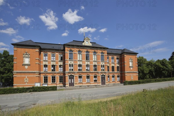 School, building, Johanngeorgenstadt, Westerzgebirge, Erzgebirge, Saxony, Germany, Europe