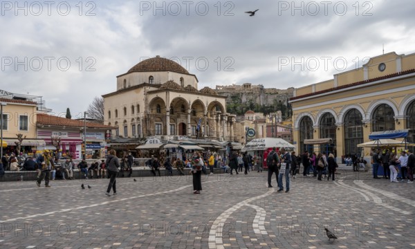 Tzisdarakis Mosque and Acropolis, Monastiraki Square, Athens, Attica, Greece, Europe