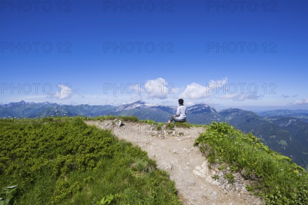 Hiking trail from Fellhorn, 2038m, to Söllereck, Allgäu Alps, Bavaria, Germany, in the background