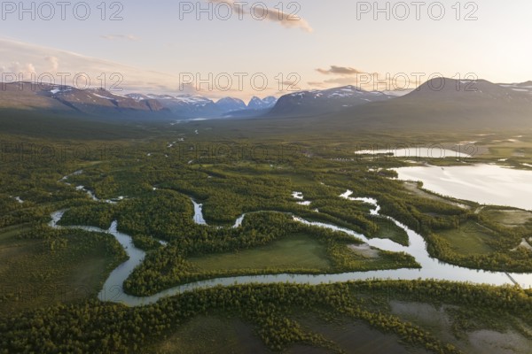 River delta of the Laddjujohka River, Lake Paittasjärvi, Kebnekaise Massif in the back,