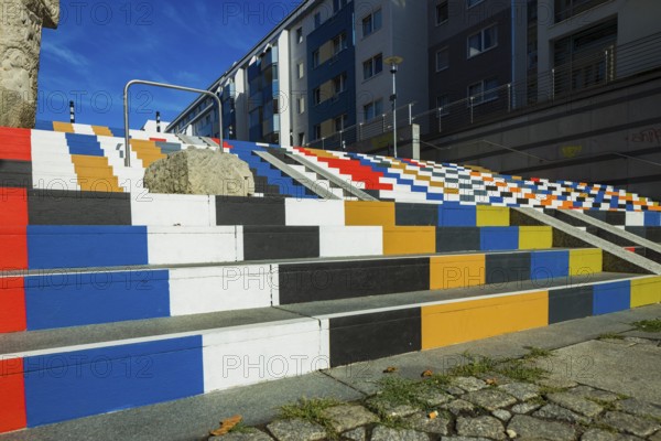 The staircase was designed by the Chemnitz initiative Die Buntmacher*innen. They won a prize for