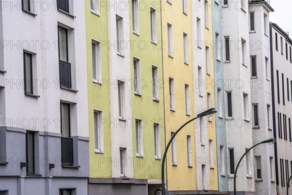 Residential buildings, rental flat, in the city centre, Düsseldorf-Pempelfort, North