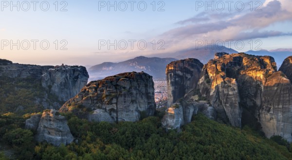 Hilltop monastery of the Holy Trinity, Meteora, Trikala, Thessaly, Greece, Europe