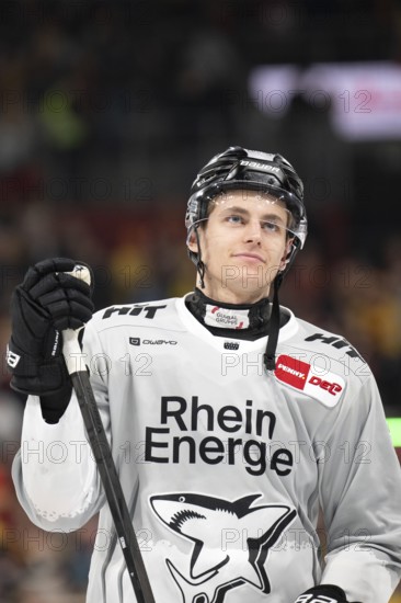 PSD Bank Dome, Düsseldorf, North Rhine-Westphalia, Jan-Luca Sennehnn (Koelner Haie, #17), PENNY