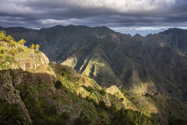 Mountain landscape. View from the Mirador Degollada de Peraza to the north into the Barranco de Las