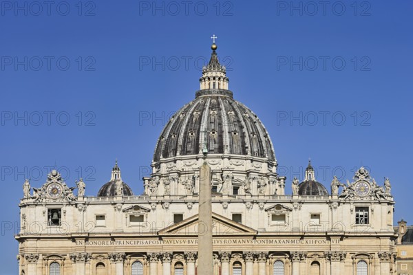 Cathedral, St Peter, St Peter's Basilica, Vatican palaces, St Peter's Square, Vatican, Rome, Lazio,