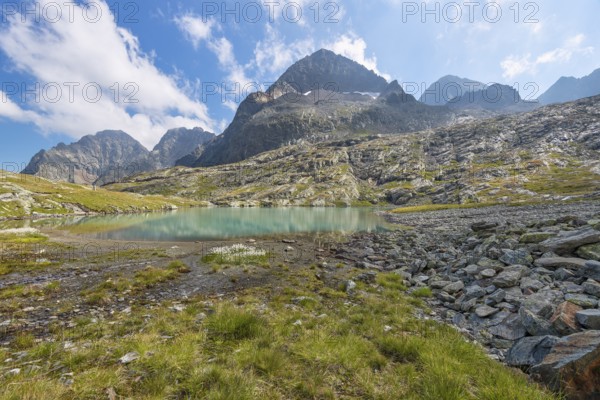 Mountain lake in front of Schobergruppe, Gardental, Hohe Tauern National Park, Kruckelkopf,