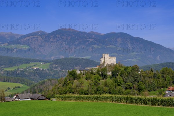 Michelsburg Castle near St. Lorenzen, near Bruneck, Pustertal, South Tyrol, Italy, Europe