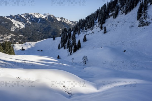Winter mountain landscape at Roßkopf, Mangfallgebirge, Bavaria, Germany, Europe