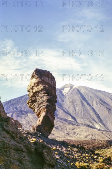 Roque Cinchado, Roques de Garcia, Teide National Park, Tenerife, Canary Islands, Spain 1963