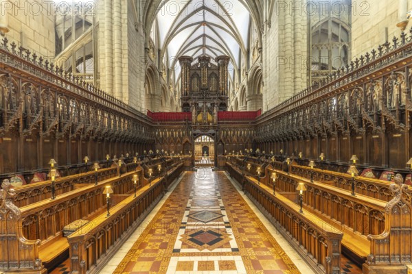 Choir and organ of Gloucester Cathedral, England, Great Britain