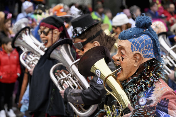 Guggenmusik at the carnival parade of the Wey guild on Rose Monday, Güdismäntig, Lucerne Carnival