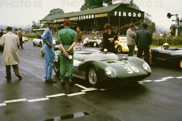 Bill de Selincourt, Whitsun sports car race on 3 June 1963, first place winner, Lotus Climax on the