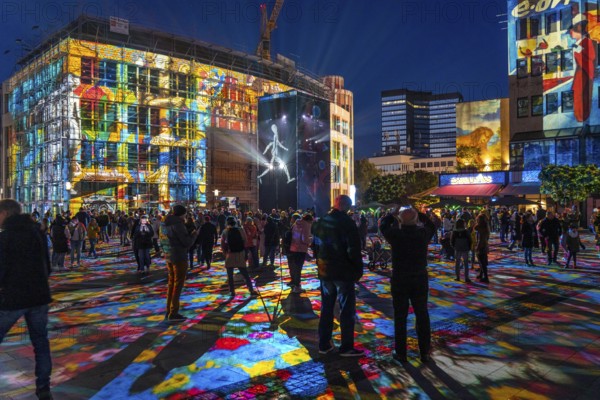 Essen Light Festival, in the city centre, light art on Kennedyplatz, the Berlin artist Daniel