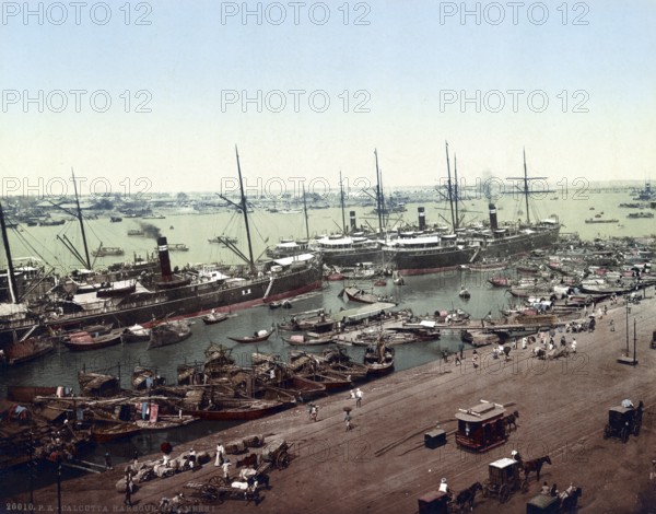 Calcutta. Harbour. Steamships, India, Historical, digitally restored reproduction of an original