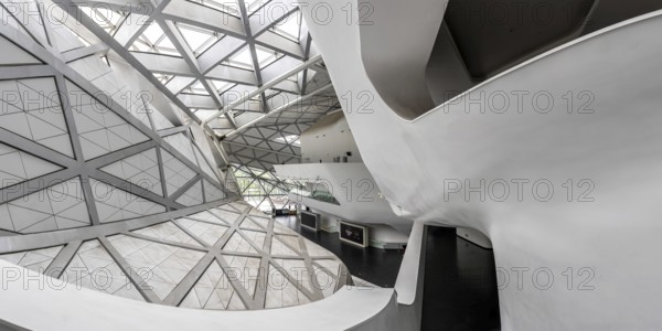 Guangzhou Opera Grand Theatre Opera building by Zaha Hadid modern architecture panorama in