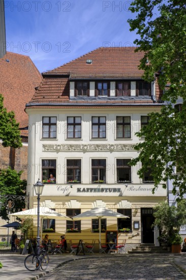 Coffee bar in the Nikolaiviertel quarter, Nikolaiviertel, Berlin, Germany, Europe